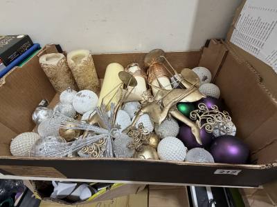 BOX OF CHRISTMAS DECORATIONS