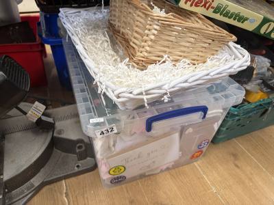 BOX OF WEDDING ACCESSORIES