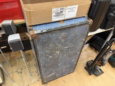 STORAGE TRUNK