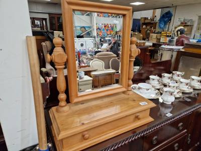 PINE DRESSING TABLE MIRROR