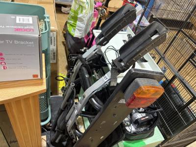 TOWBAR MOUNTED ELECTRIC BIKE CARRIER