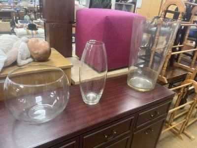 3 X GLASS VASES