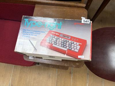TYPE RIGHT COMPUTER TUTOR