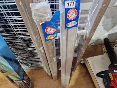 LOT OF DOOR GUARDS