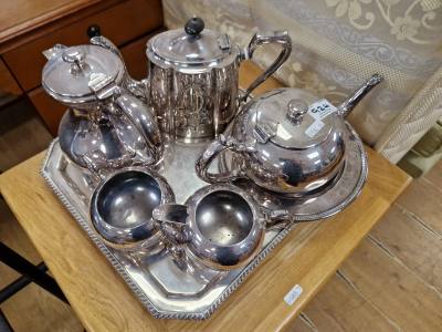 LOT OF PLATWARE