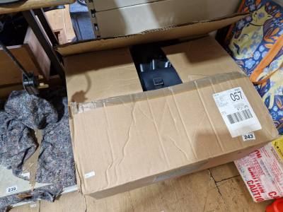 BOX OF WELLIES + MATTS
