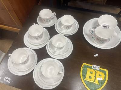 RIDGEWAY PART TEA SET