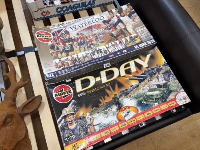 2 X BOXED BATTLE SETS