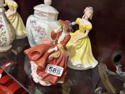 2 X DOULTON FIGURES