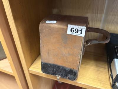 VOLT METER