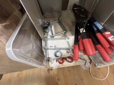 GATE POST CLAMPS
