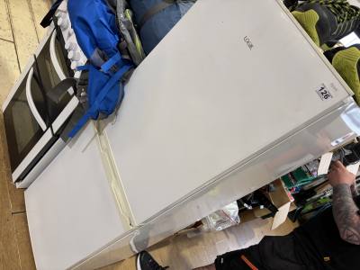 LOGIK FRIDGE FREEZER