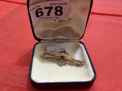 9CT SAPPHIRE BROOCH (2 GRAMS)