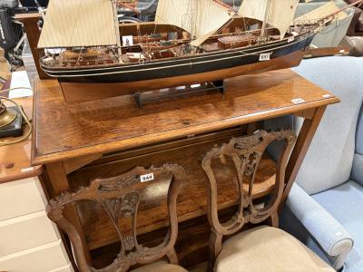 OAK SHELF UNIT