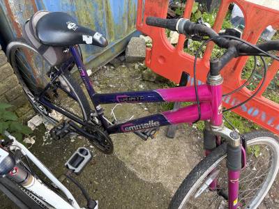 EMELLE BIKE