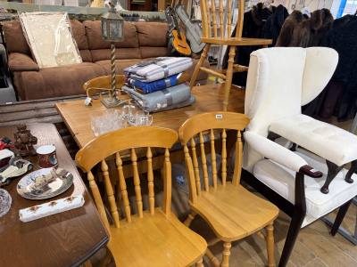 PINE TABLE + 4 X CHAIRS