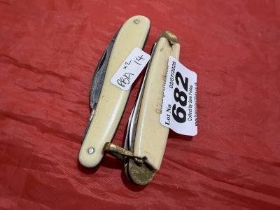 2 X POCKET KNIVES