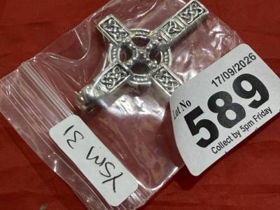 SILVER CROSS PENDANT