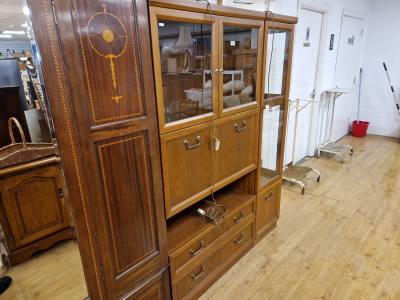 DISPLAY CABINET