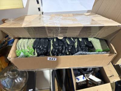 BOX OF GLOVES