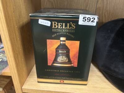 BELLS XMAS WHISKEY