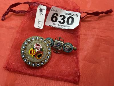 MICRO MOZEEK BROOCHES