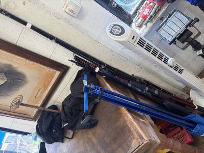 LOT OF FISHING RODS + STAND