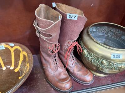 JOHN WHITE WW2 OFFICERS BOOTS (SIZE 8)
