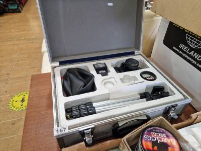 CASED AKITA CAMERA SET