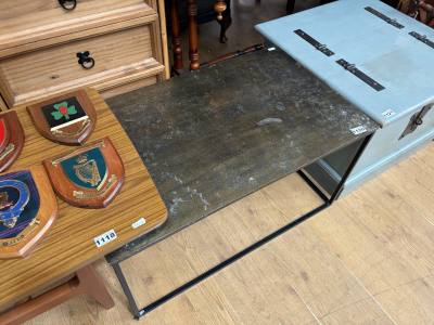 MODERN COFFEE TABLE
