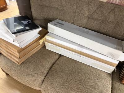 LOT BOXED ITEMS