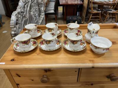 LOT OF ROYAL ALBERT COUNTRY ROSE