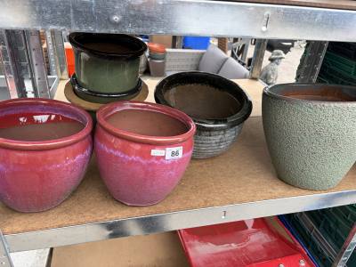 LOT OF GLAZED PLANTERS