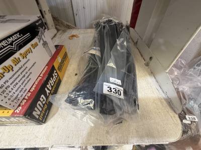 LOT OF CABLE TIES