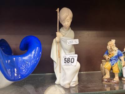 LLADRO FIGURE
