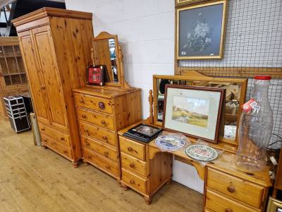 PINE 3 PIECE BEDROOM SUITE