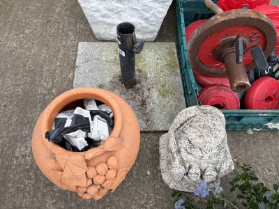 CERAMIC PLANT POT + STONE GARDEN ORNAMENT+ PARASOL BASE