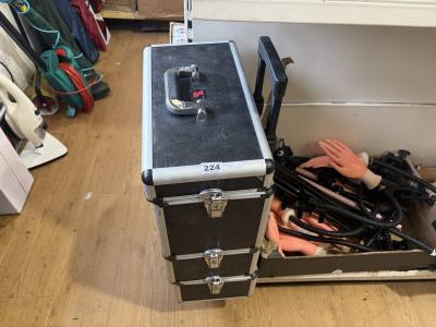 MAKE UP TROLLEY