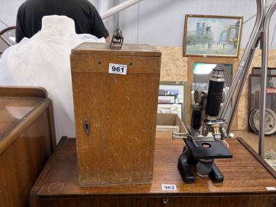 HEARSEN MICROSCOPE