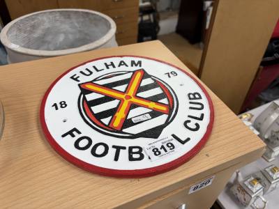 FULHAM SIGN