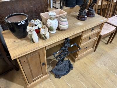 PINE DRESSING TABLE