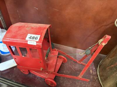 30'S TRIANG TINPLATE CRANE