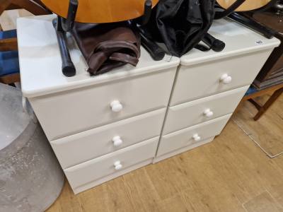 PAIR OF BEDSIDE DRAWERS
