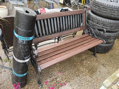 GARDEN BENCH