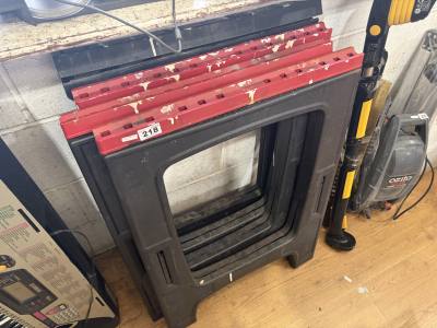 4 X PLASTIC TRESTLES 
