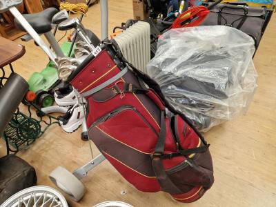 GOLF BAG, CLUBS + TROLLEY
