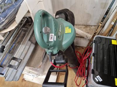 ELECTRIC LEAF BLOWER