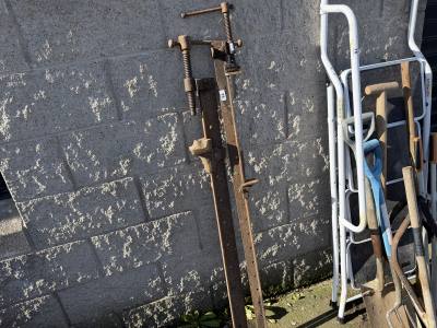PAIR OF CLAMPS