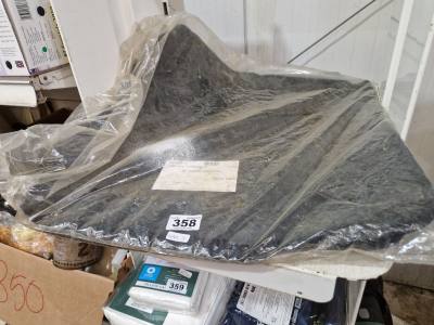 SET OF CAR MATS