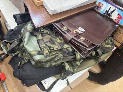 LOT OF ARMY CARRIER BAGS